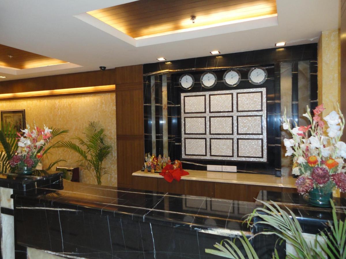 Divine Paradise Tavisha New Delhi Exterior photo