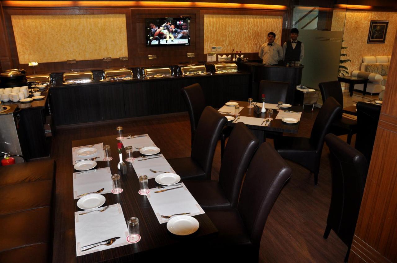 Divine Paradise Tavisha New Delhi Exterior photo