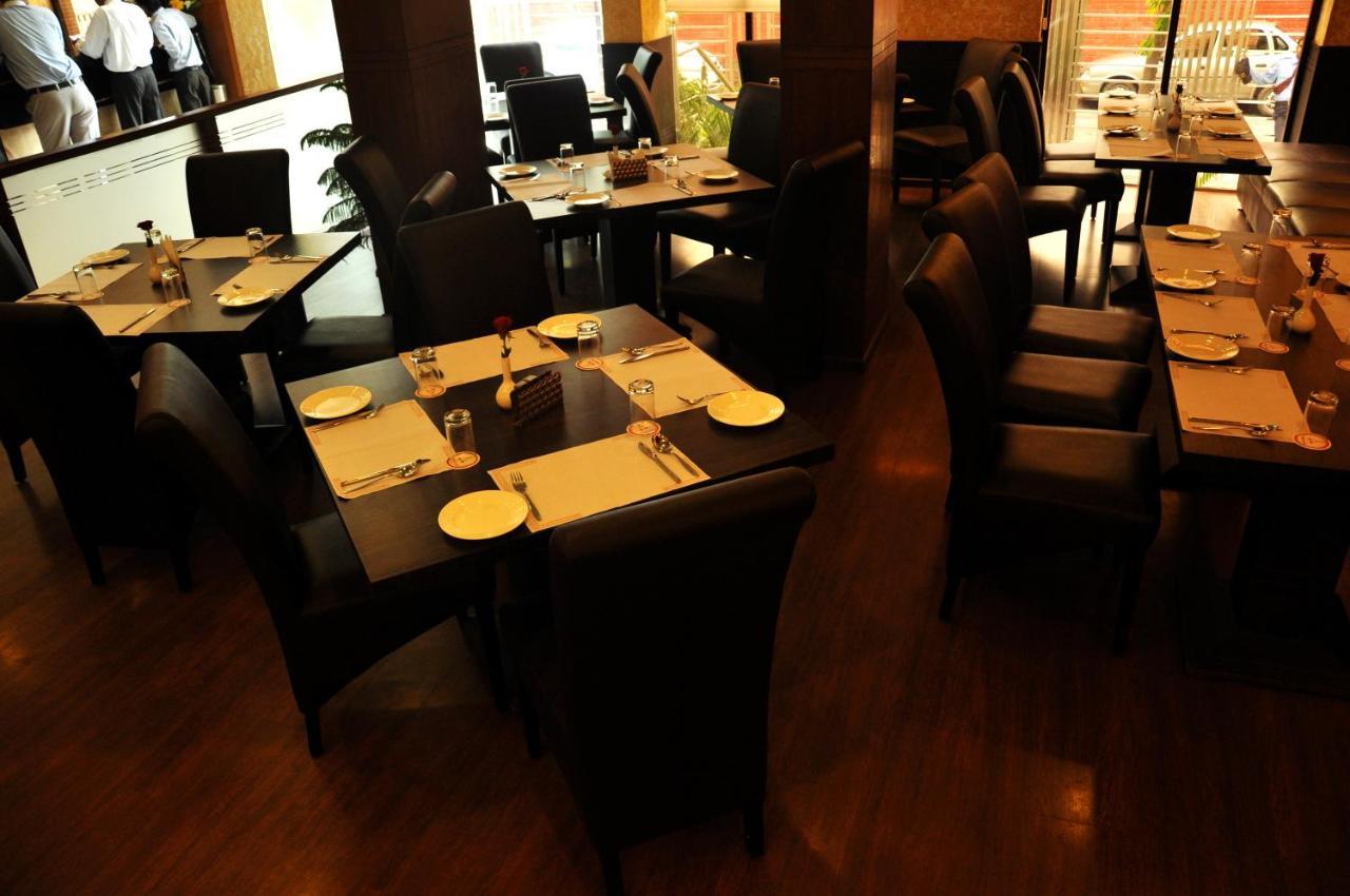 Divine Paradise Tavisha New Delhi Exterior photo