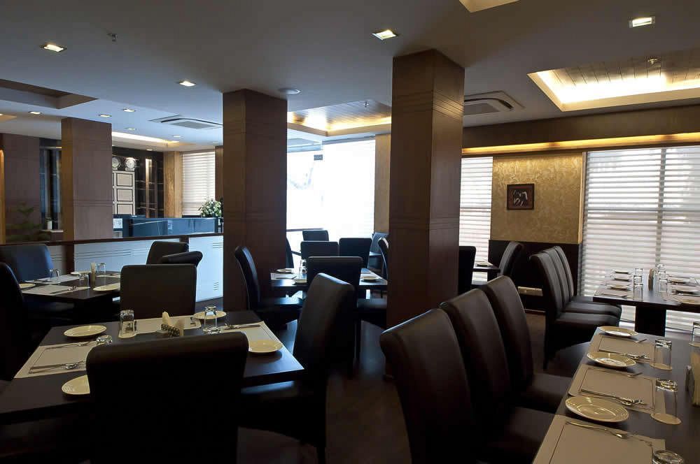 Divine Paradise Tavisha New Delhi Exterior photo