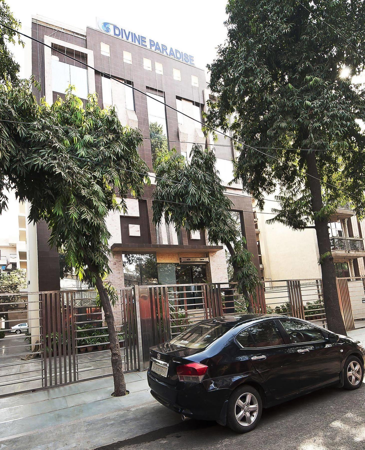 Divine Paradise Tavisha New Delhi Exterior photo