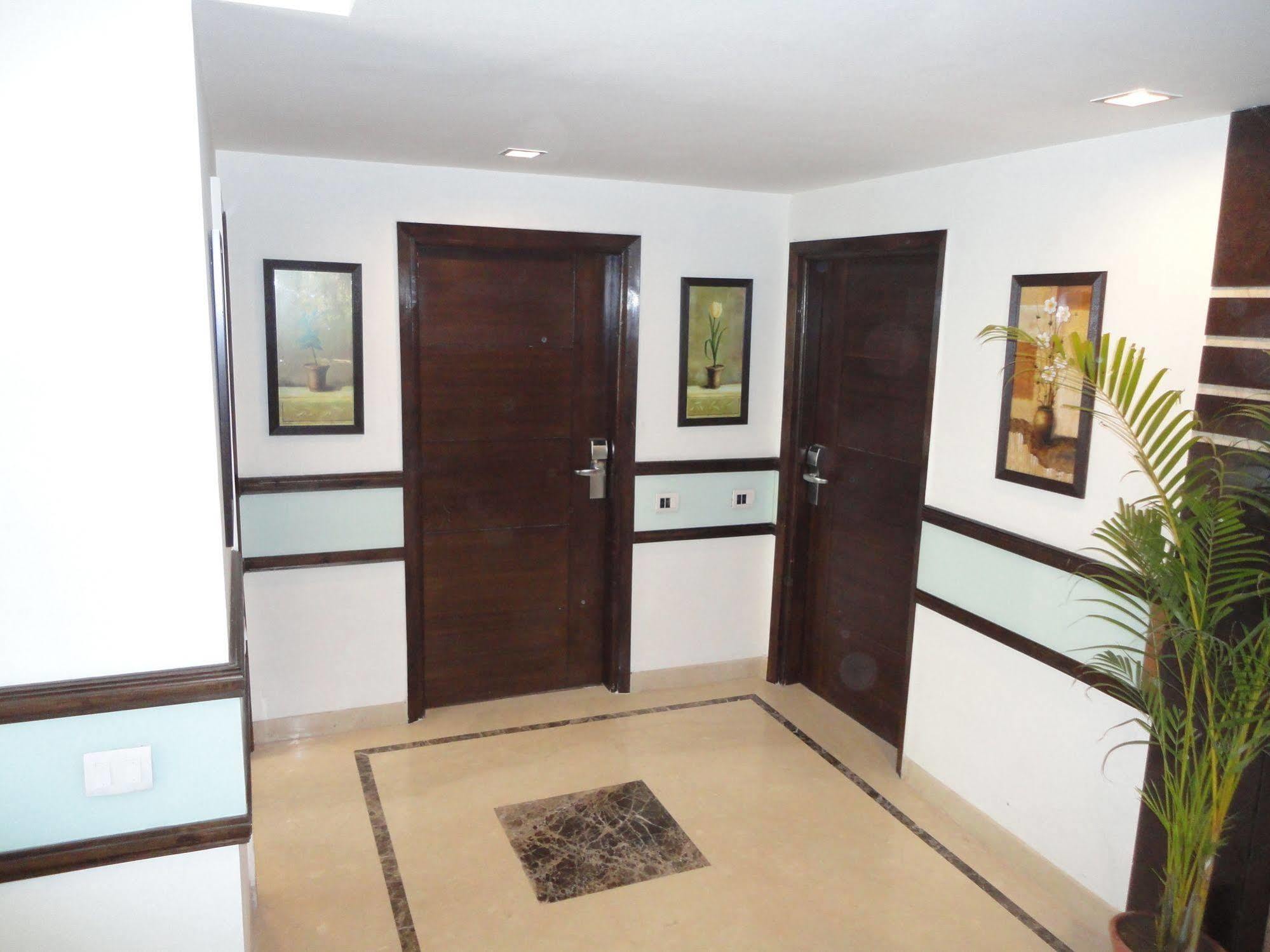 Divine Paradise Tavisha New Delhi Exterior photo